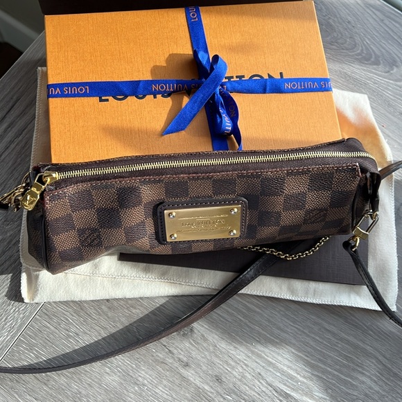 Authentic Louis Vuitton Damier Eva - Picture 2 of 11